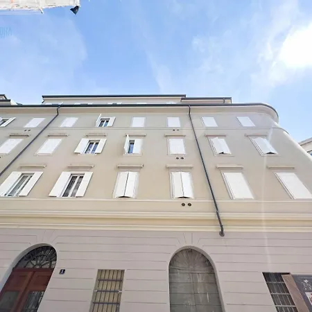 Appartamento Slataper 12 Tirabora Short Rent *